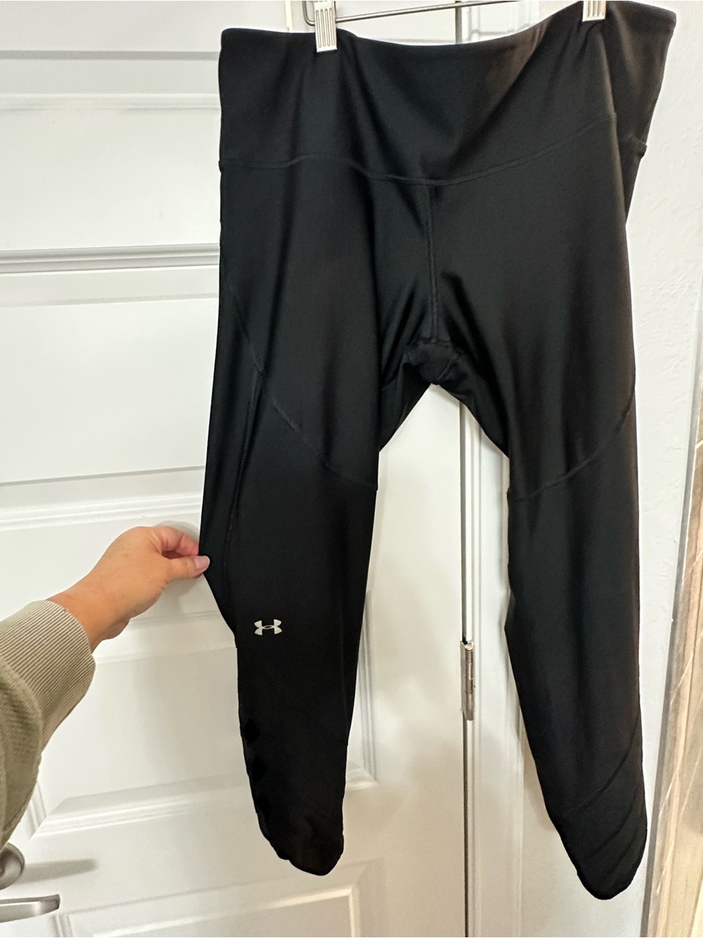 Under Armour XL Compression Black Heat Gear Leggings with Reflective Logo